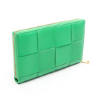 Bottega Veneta Round Wallet Zip Around Maxi Intrecciato Green Leather — view 2