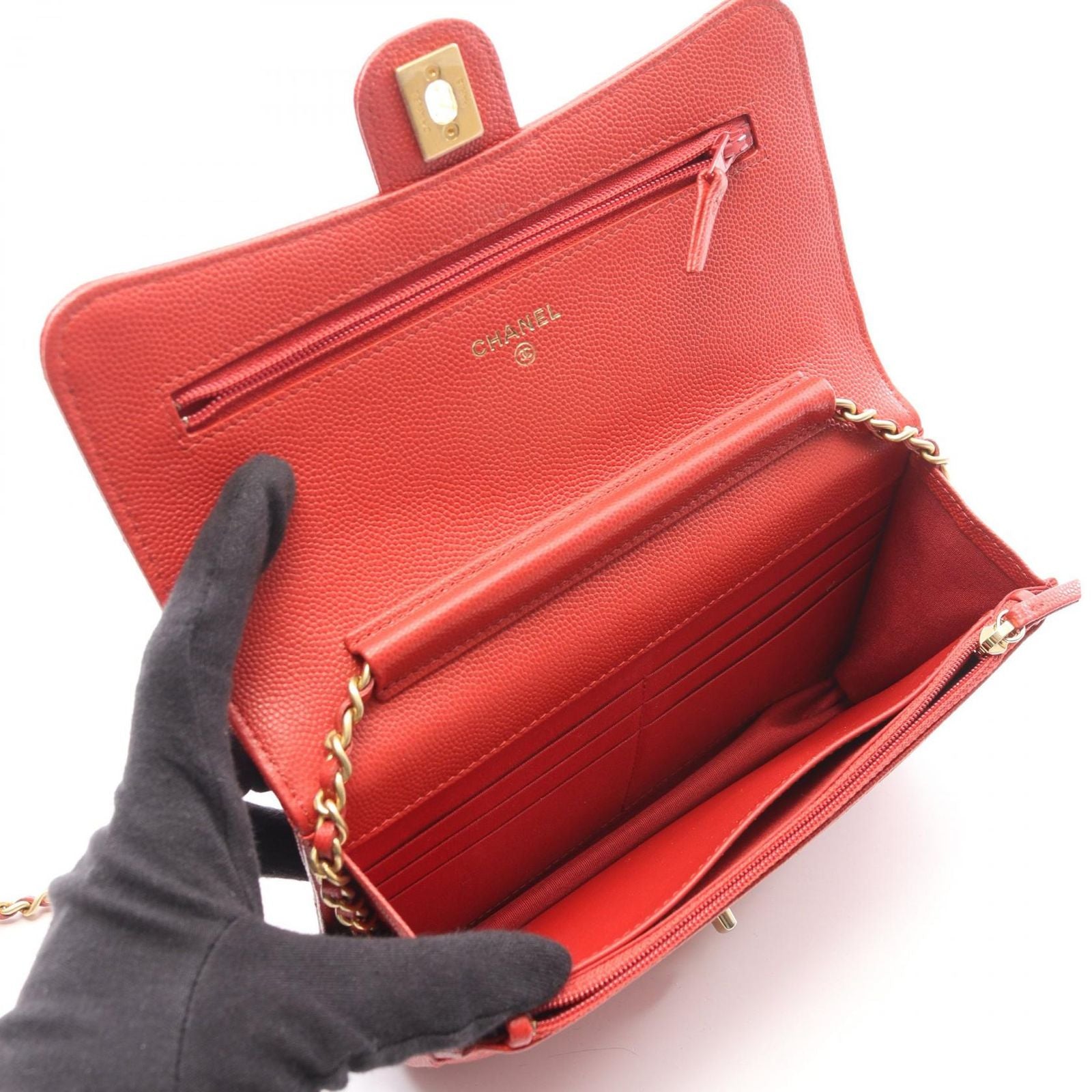 Chanel Shoulder Bag Quilted Loop Handle 2-Way Red Caviar Leather Chain Wallet — view 3