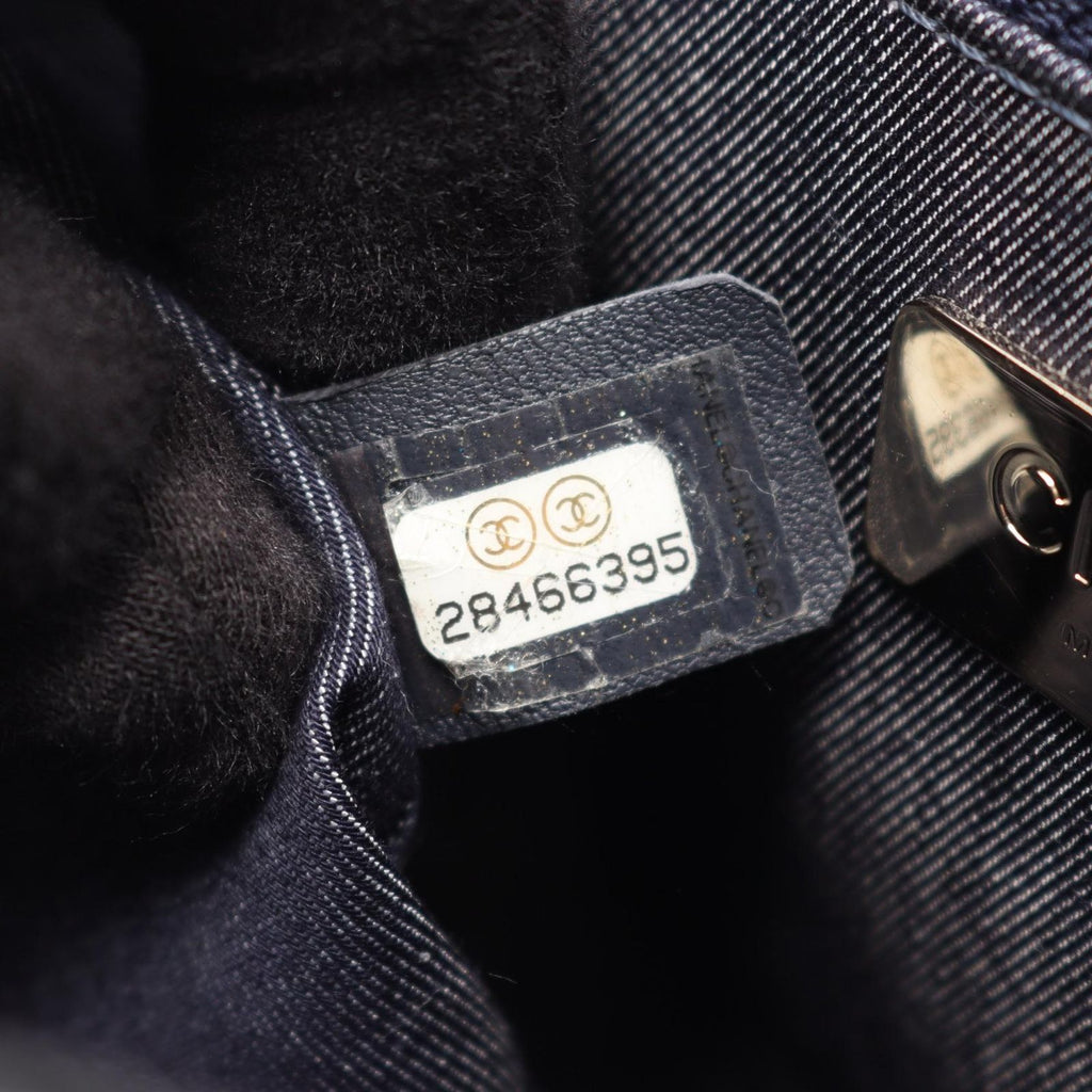 Chanel Shoulder Bag CC Logo Black Lambskin CC Small Flap Chain — view 5