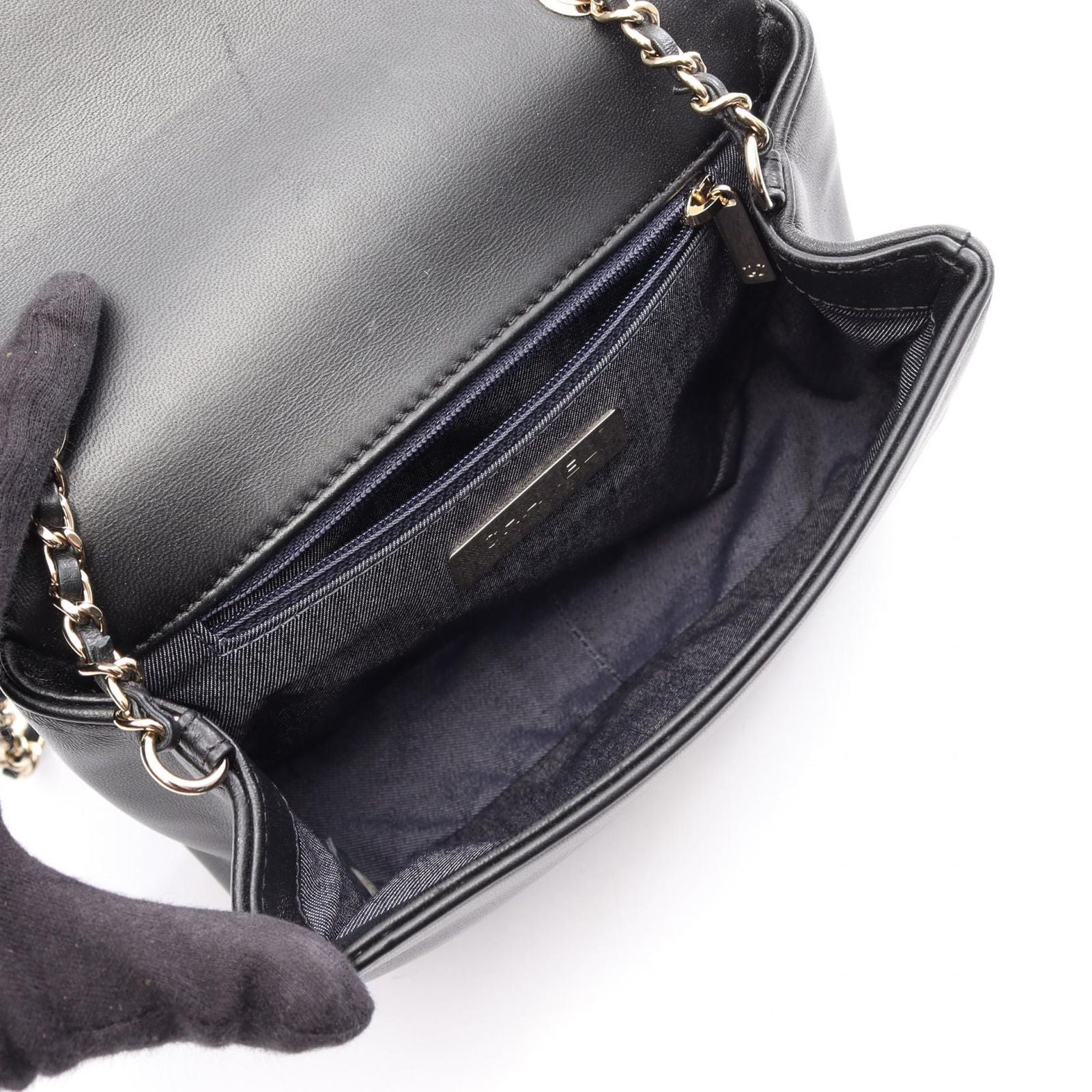 Chanel Shoulder Bag CC Logo Black Lambskin CC Small Flap Chain — view 3
