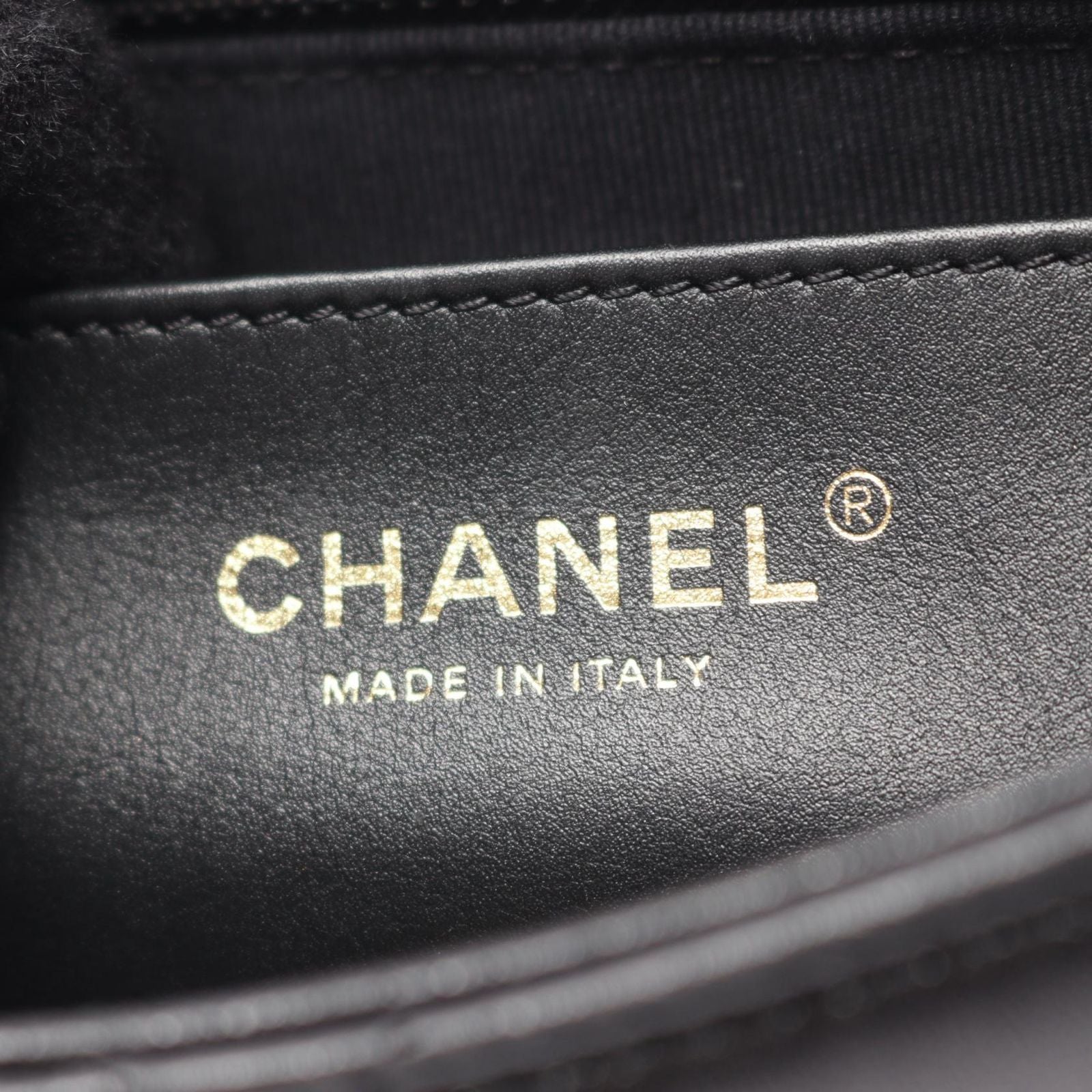 Chanel Shoulder Bag Quilted Black Leather Chain — view 4