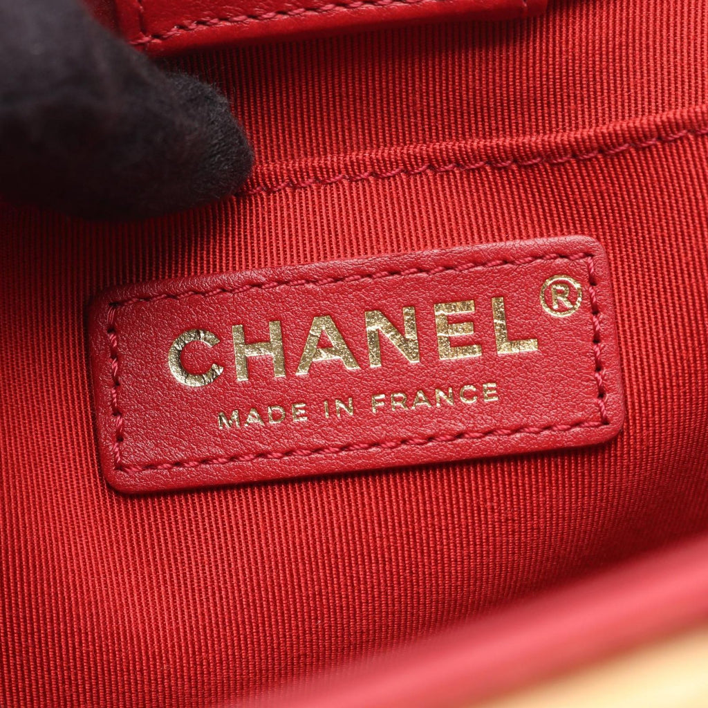 Chanel Shoulder Bag Boy 2-Way Red Lambskin Boy Small — view 4