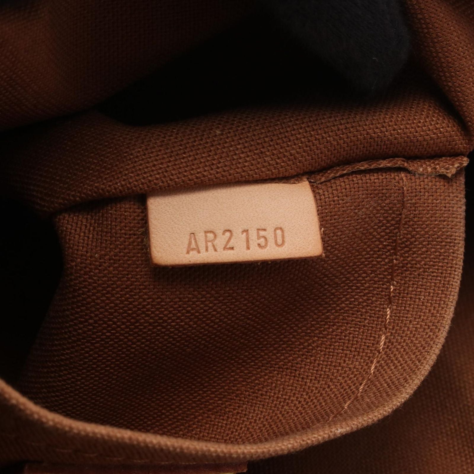 Louis Vuitton Shoulder Bag Thames GM Canvas Leather — view 5