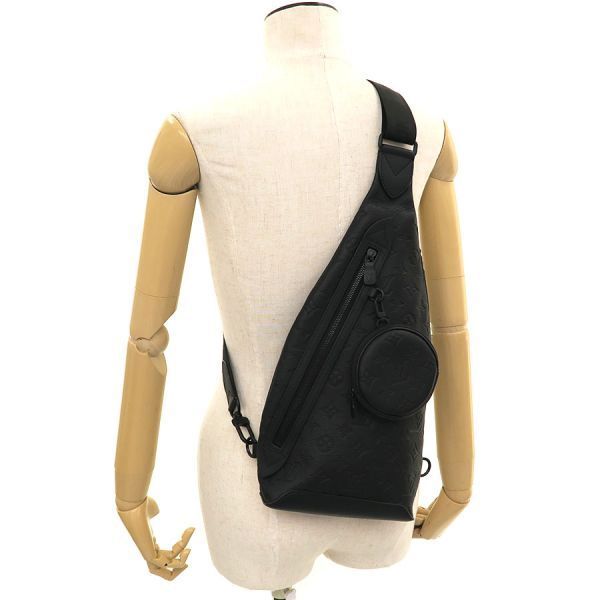 Louis Vuitton Shadow Duo Sling — view 9
