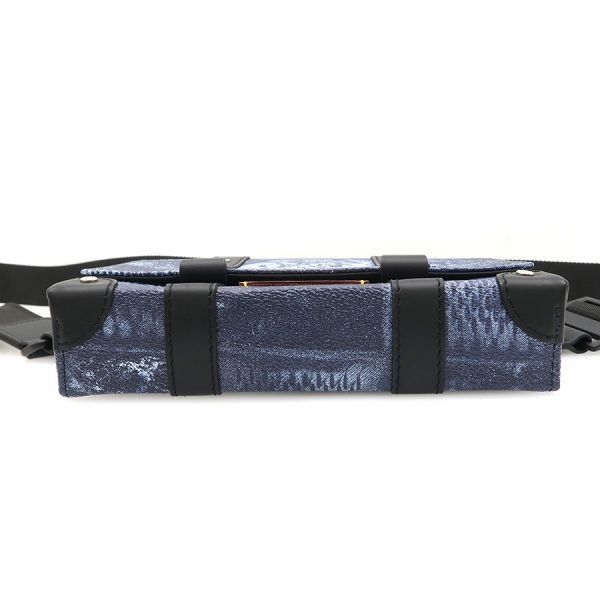 Louis Vuitton Damier Salt Trunk Sling — view 4