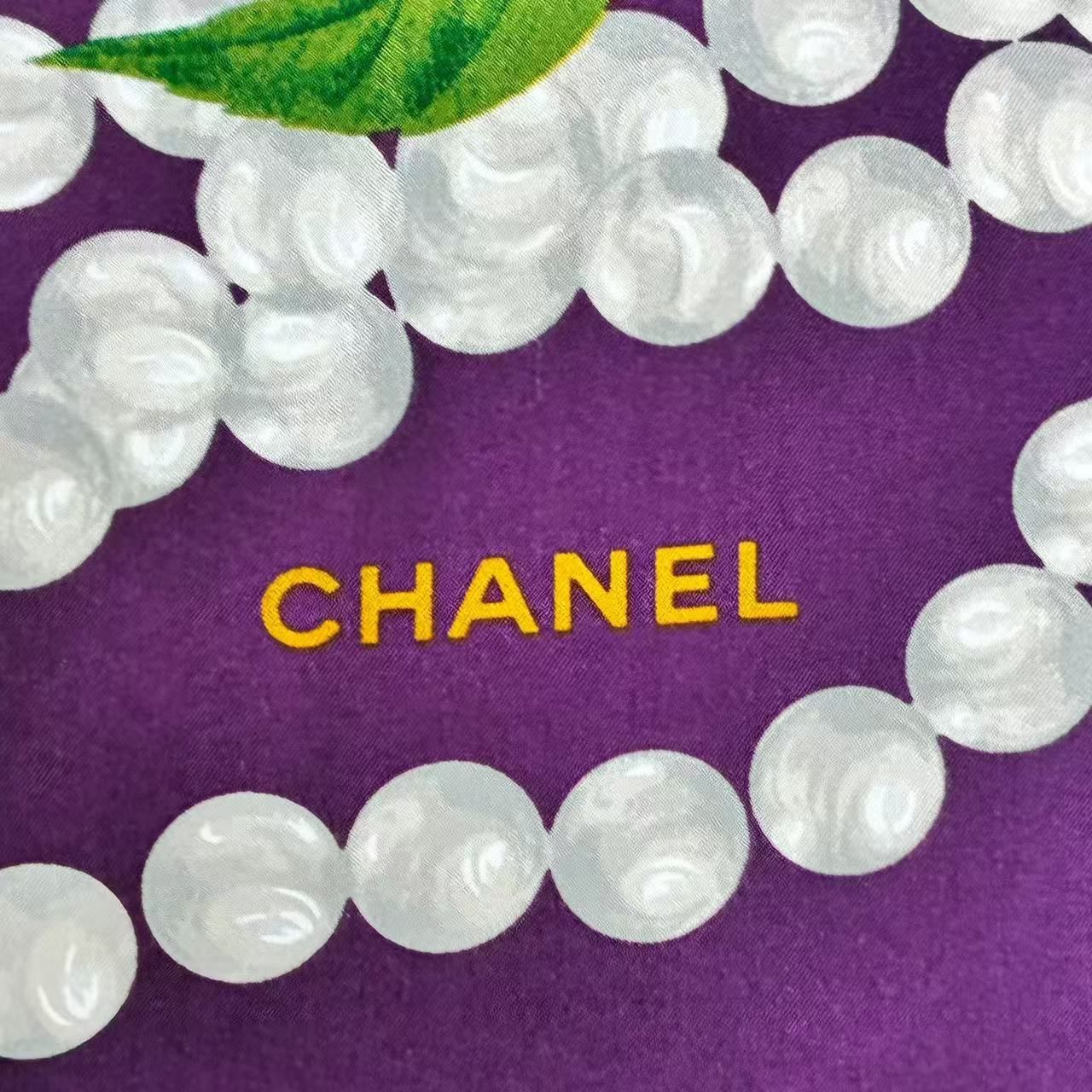 Chanel Scarf Silk Flower-&pearl Logo Purple — view 7