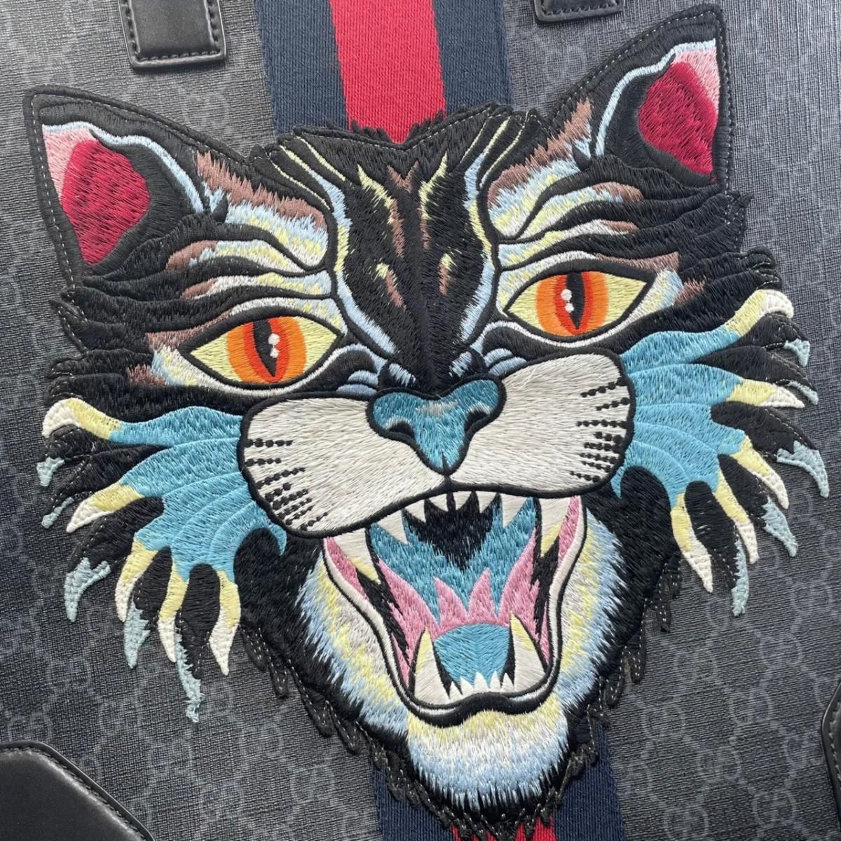 Gucci Tote Shoulder Bag Angry Cat GG Supreme Embroidery Gray Black — view 9