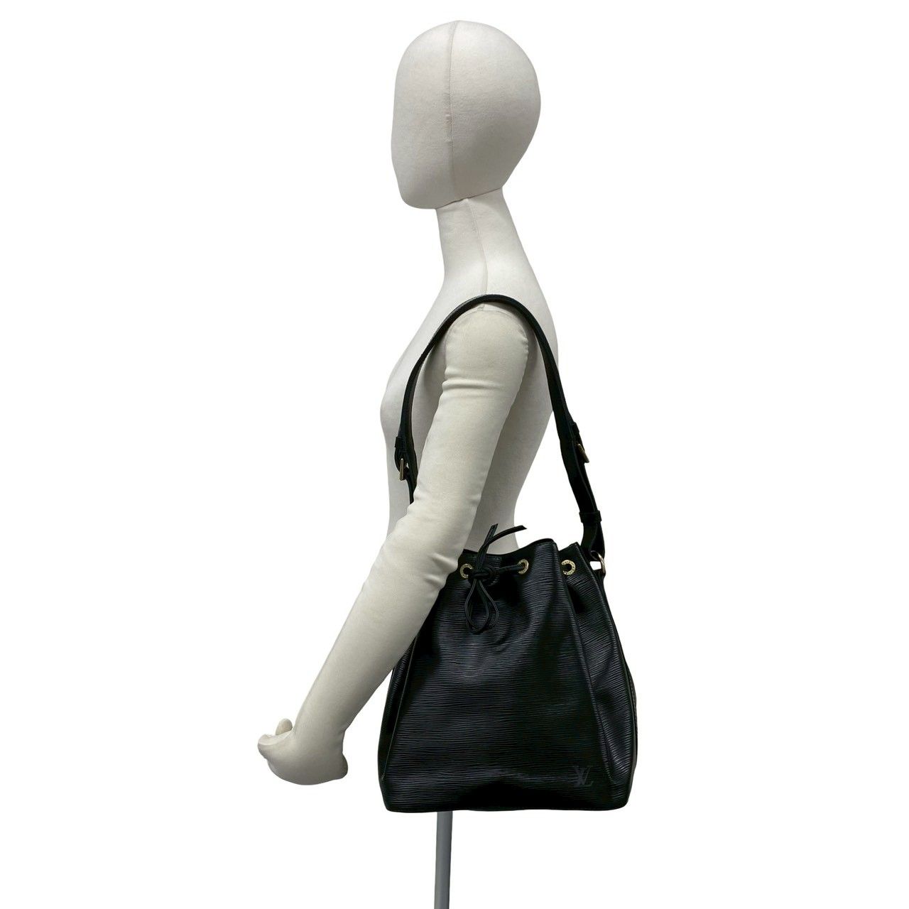 Louis Vuitton Vintage Noe Epi Leather Drawstring Shoulder Bag Black