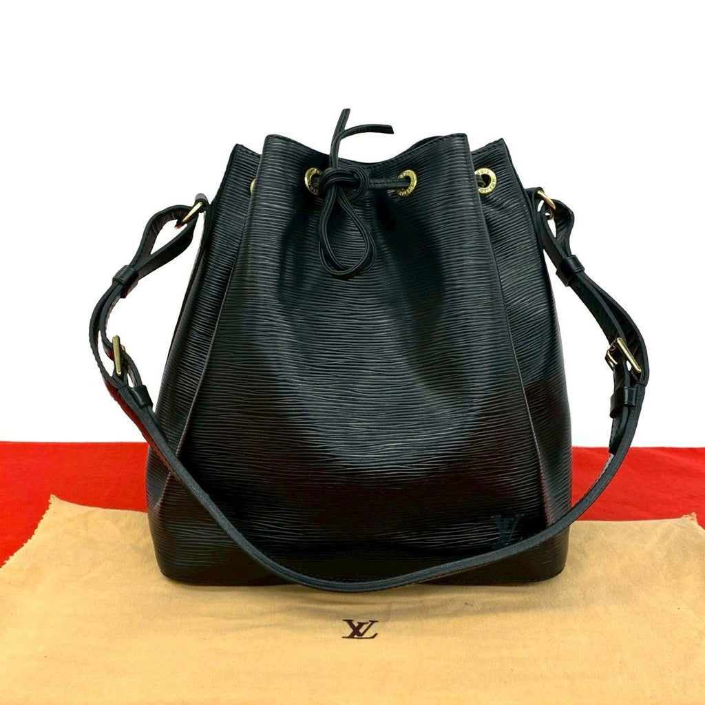 Louis Vuitton Vintage Noe Epi Leather Drawstring Shoulder Bag Black
