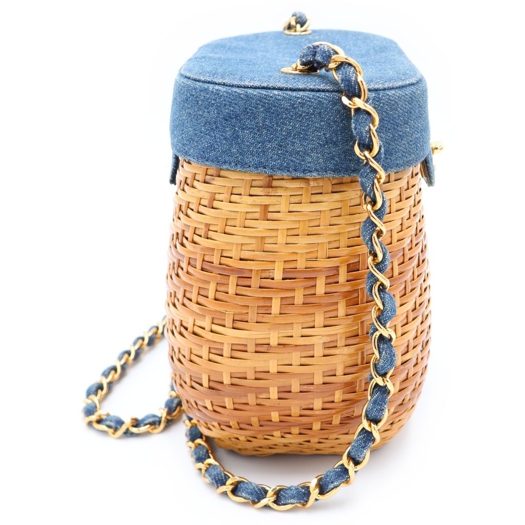 Chanel CC Logo Chain Basket Shoulder Bag Beige Indigo Blue Straw Denim Gold — view 3