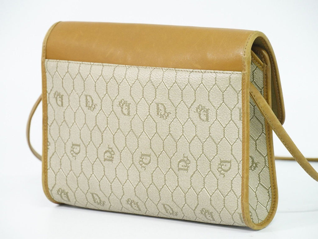 Dior Honeycomb Pattern Shoulder Bag Pochette Beige — view 2