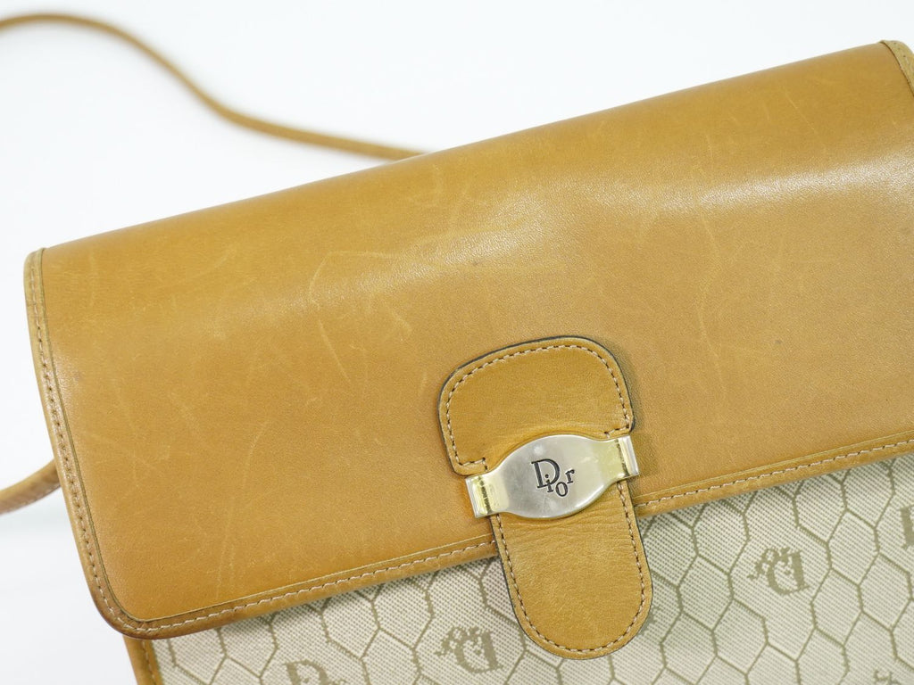 Dior Honeycomb Pattern Shoulder Bag Pochette Beige — view 7