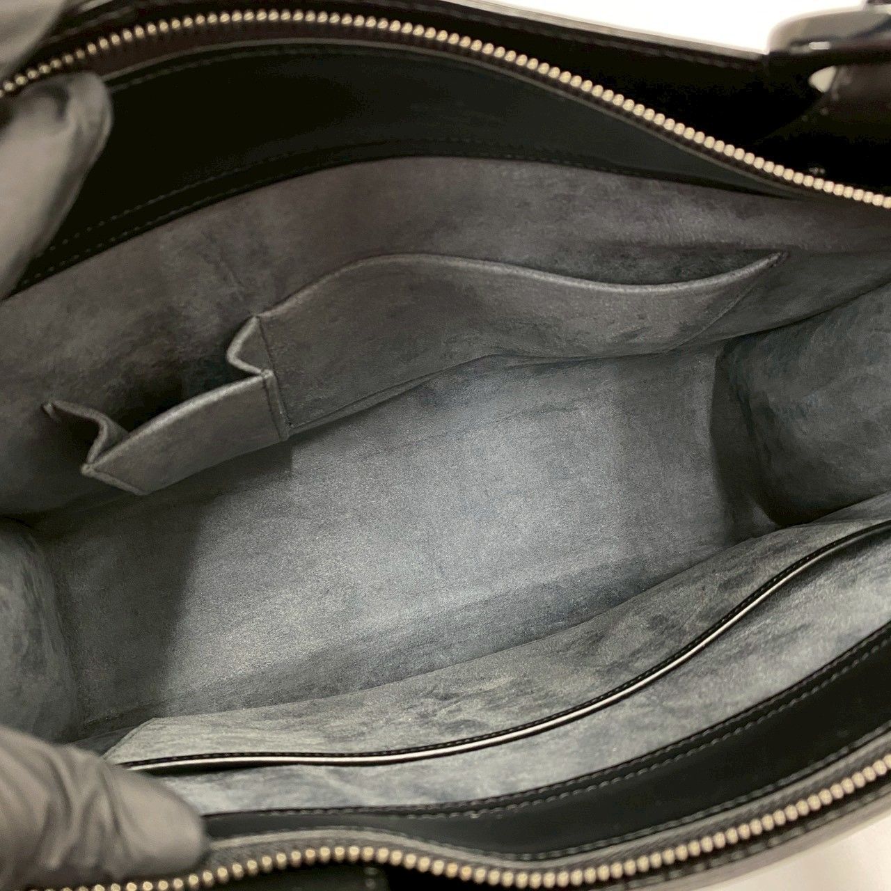 Louis Vuitton Gemo Epi Leather Tote Business Noir — view 9