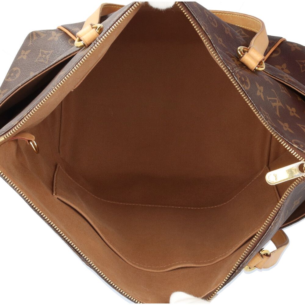 Louis Vuitton Totally MM Monogram Shoulder Bag Canvas Brown — view 6