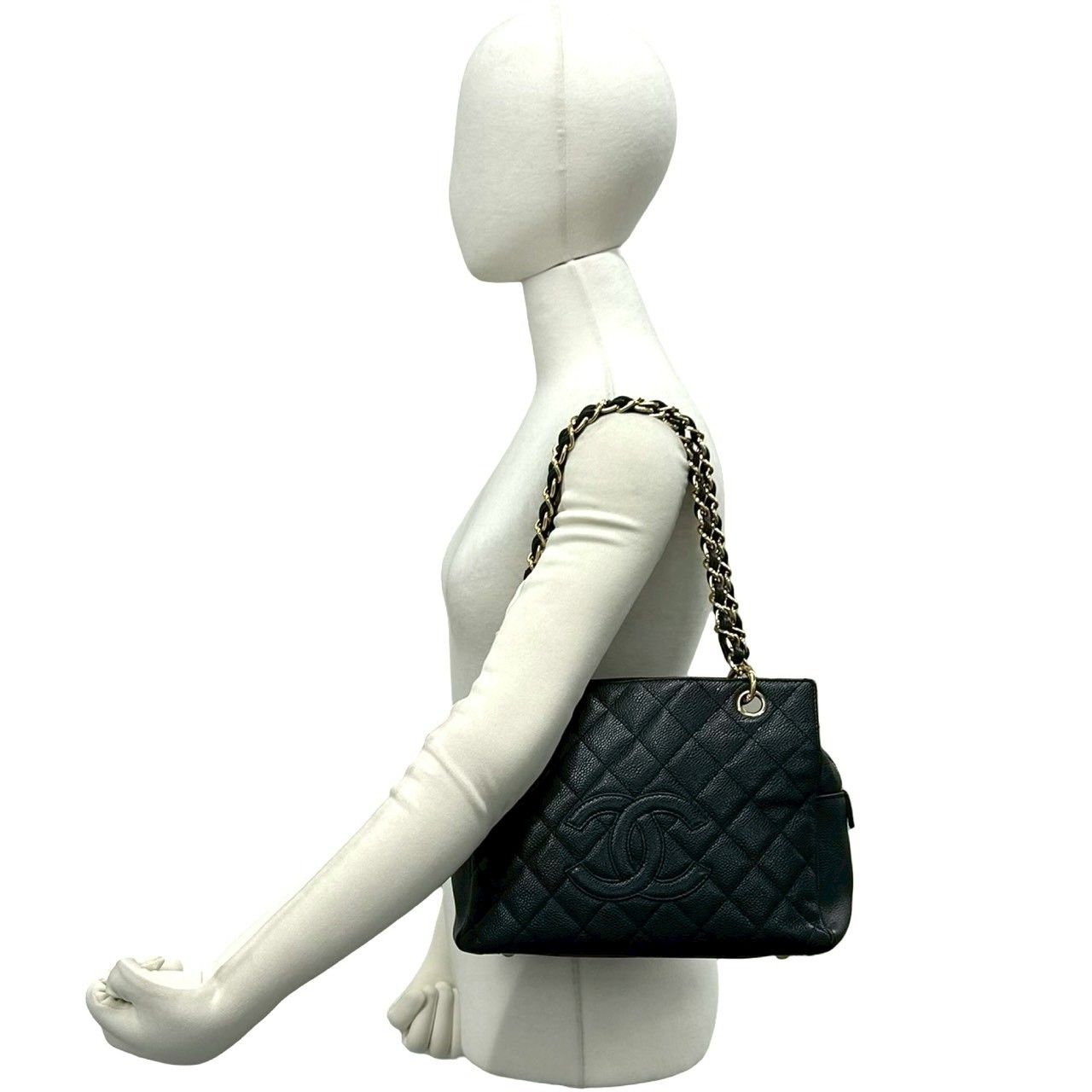 Chanel Quilted CC Logo Caviar Leather Shoulder Bag Tote Black — view 2