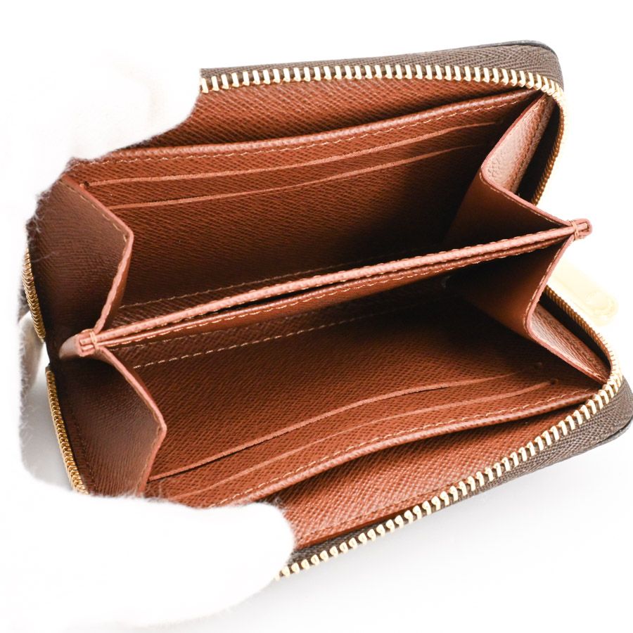 Louis Vuitton Coin Case Zippy Purse — view 4