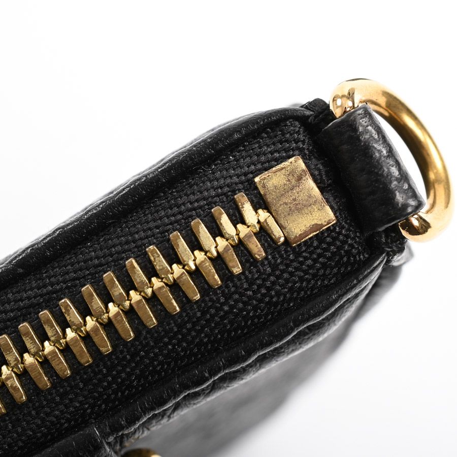 Louis Vuitton Shoulder Bag Pouch — view 7