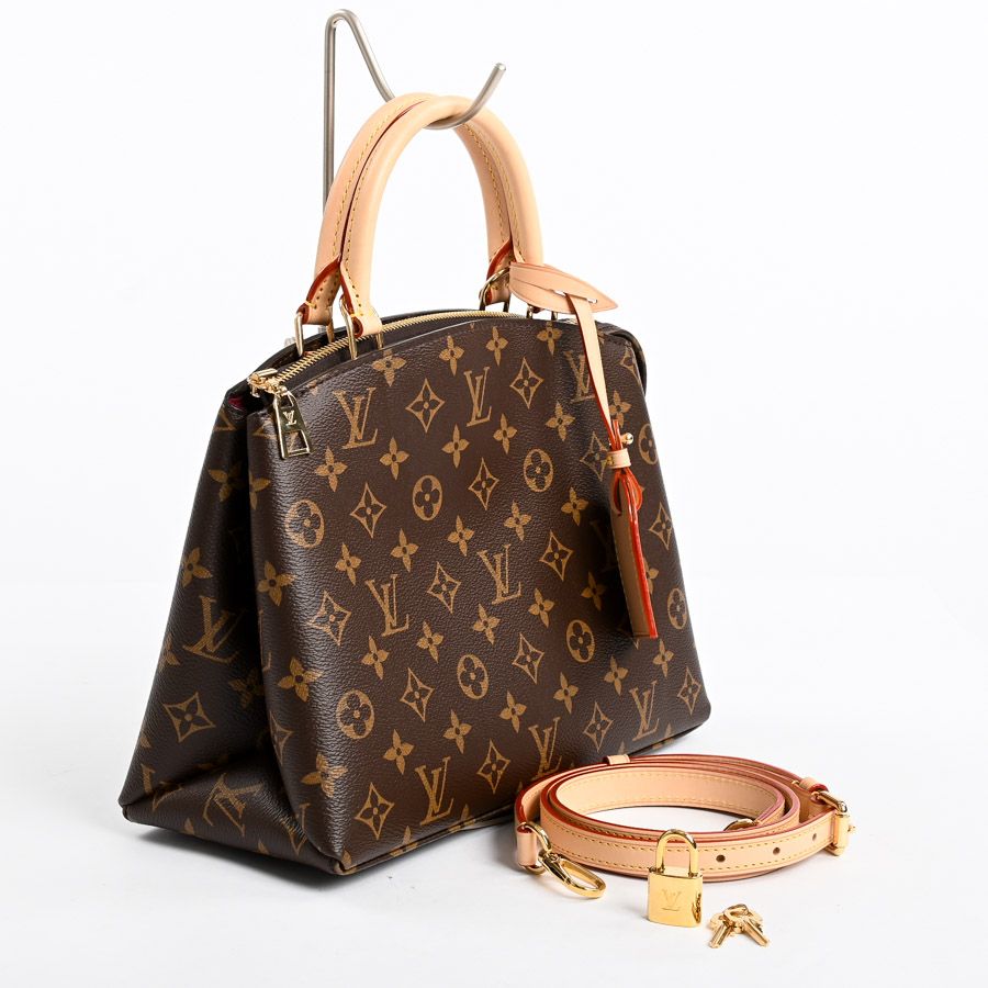 Louis Vuitton Handbag Petit Palais PM — view 2