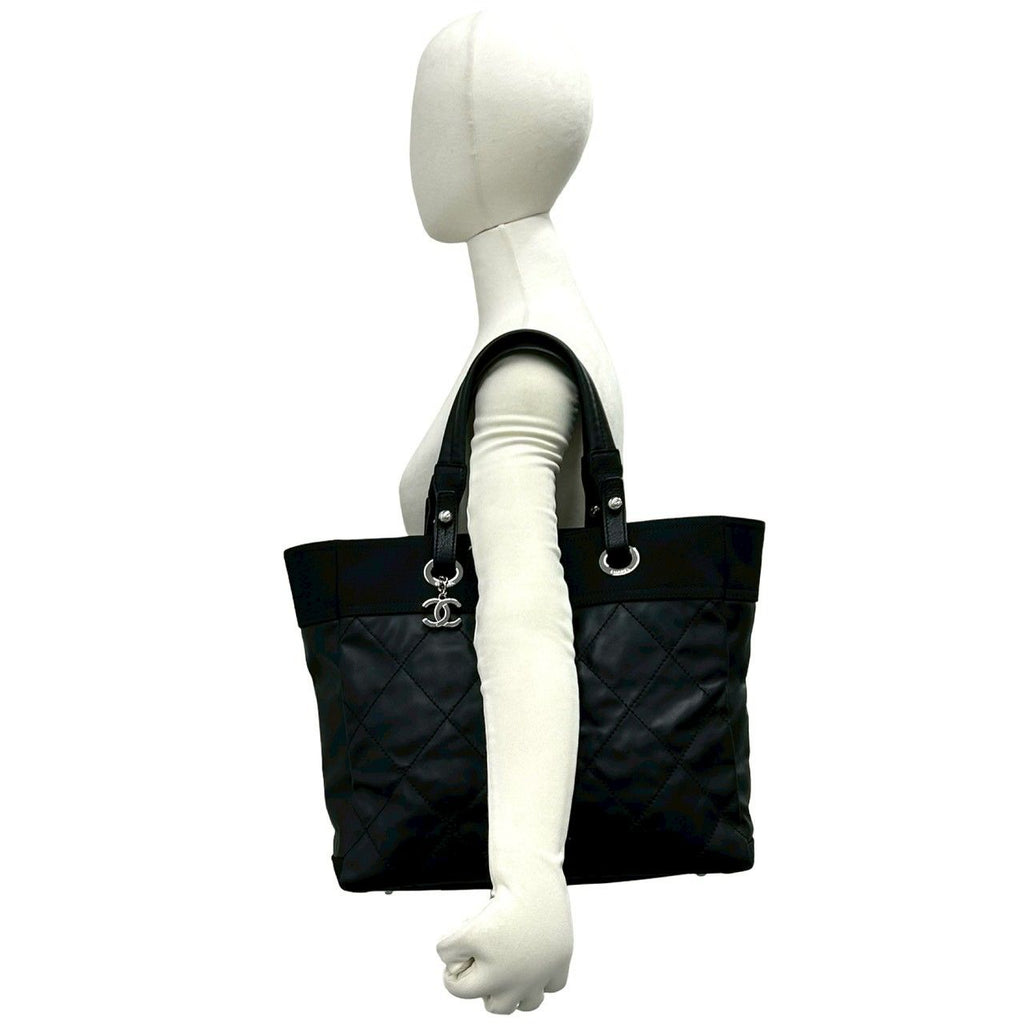 Chanel Paris Biarritz MM Leather Tote Black — view 2