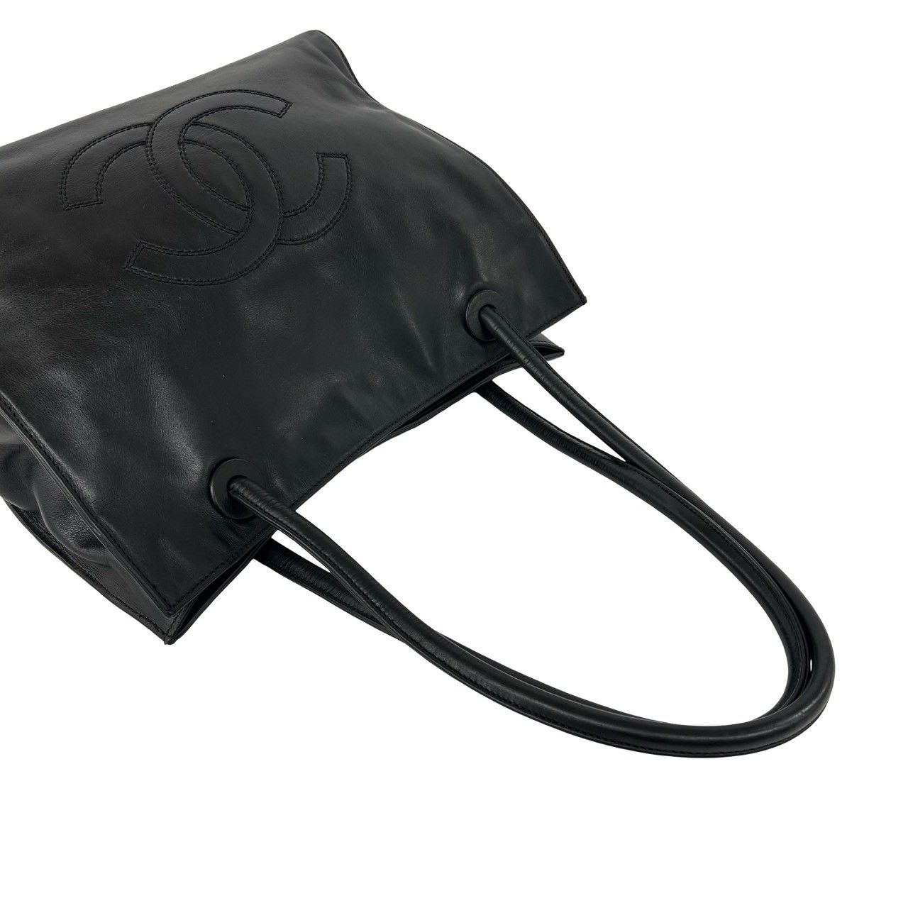 Chanel No 5 Vintage CC Logo Lambskin Leather Tote Black — view 4
