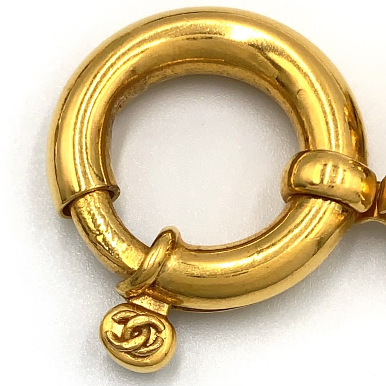 Chanel CC Logo Gripoix Glass Green Gold Red Necklace — view 8