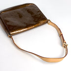 Louis Vuitton Thompson Street Patent Shoulder Bag Monogram Vernis Blanc — view 6