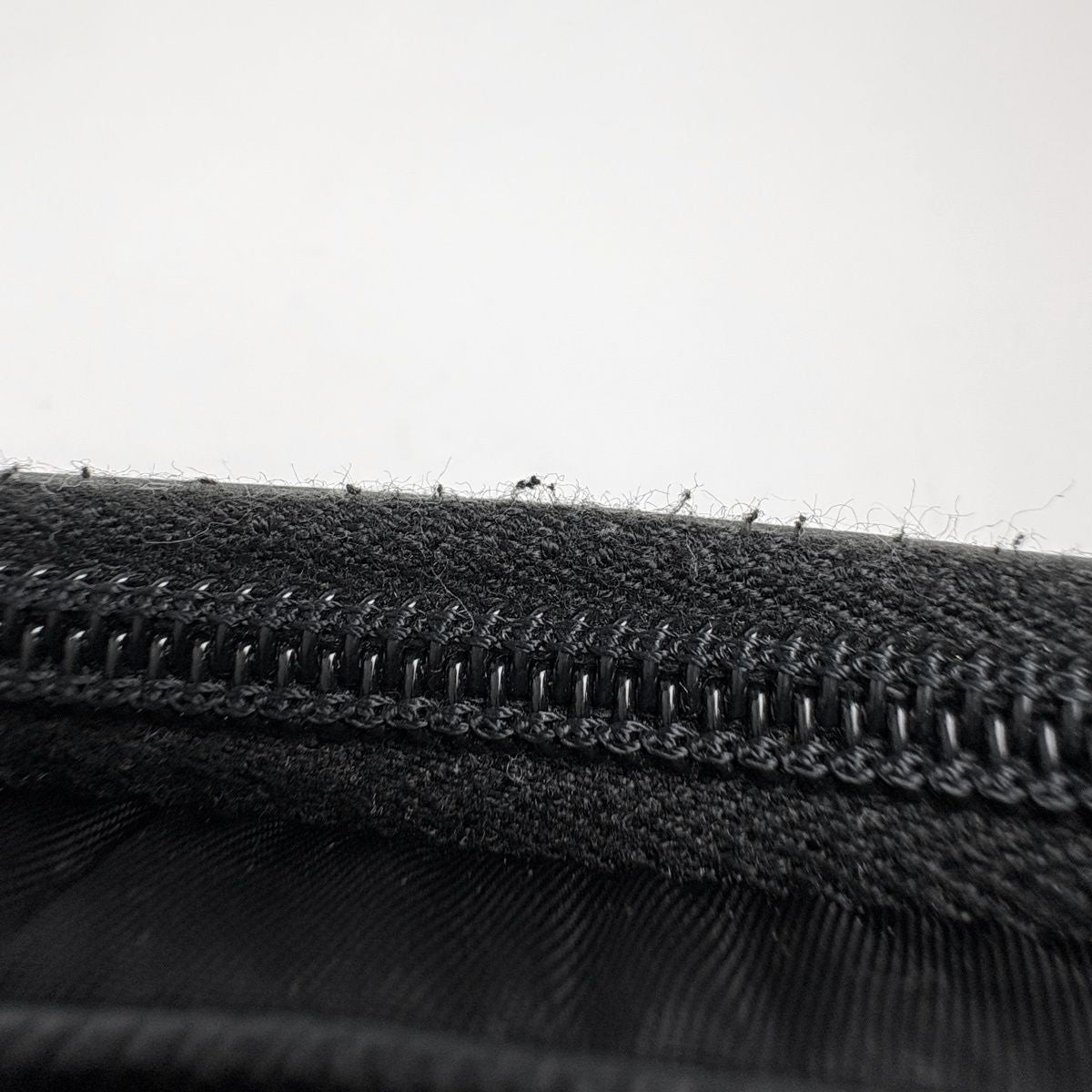 Prada Shoulder Bag Pochette Nylon Nero — view 4