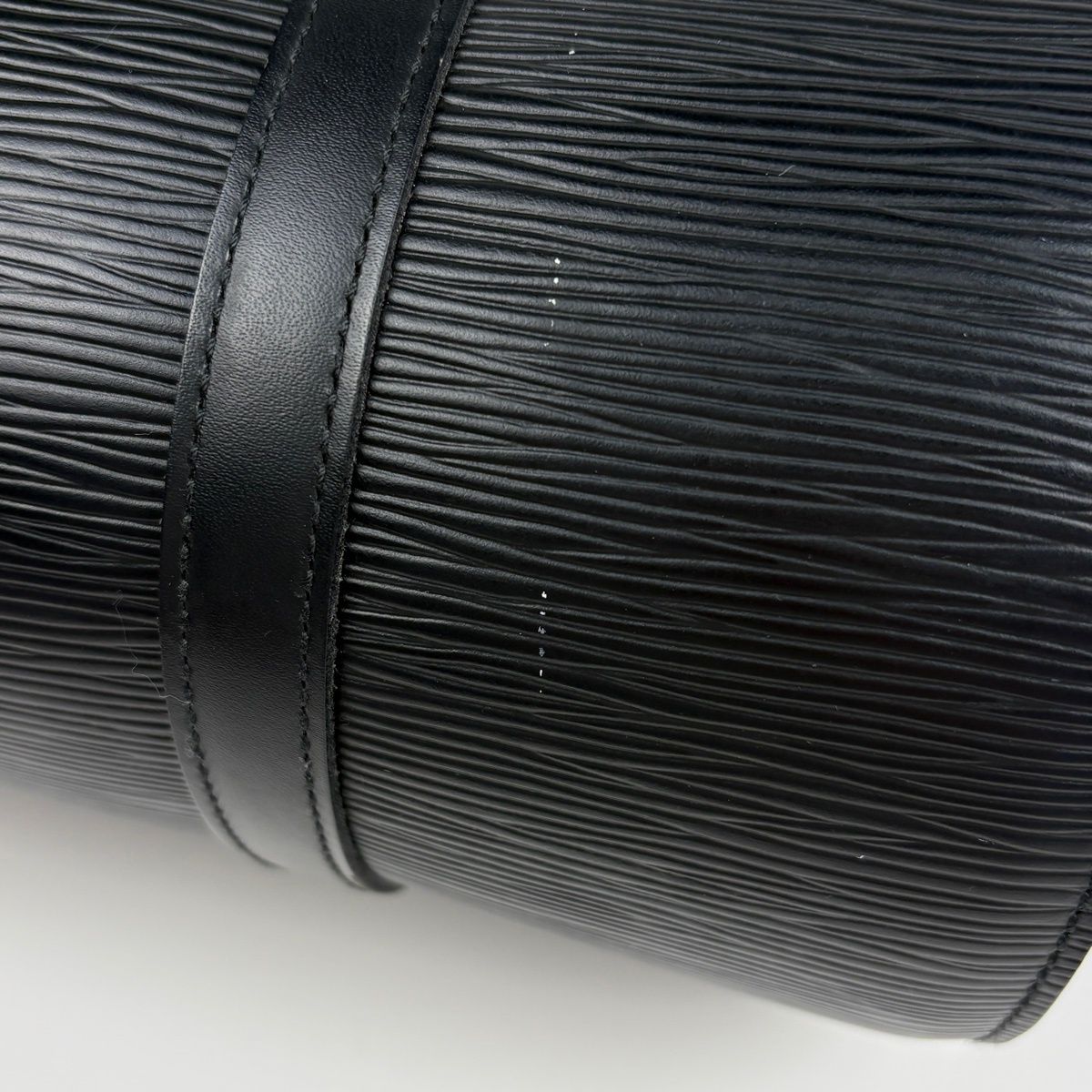 Louis Vuitton Handbag Black — view 6