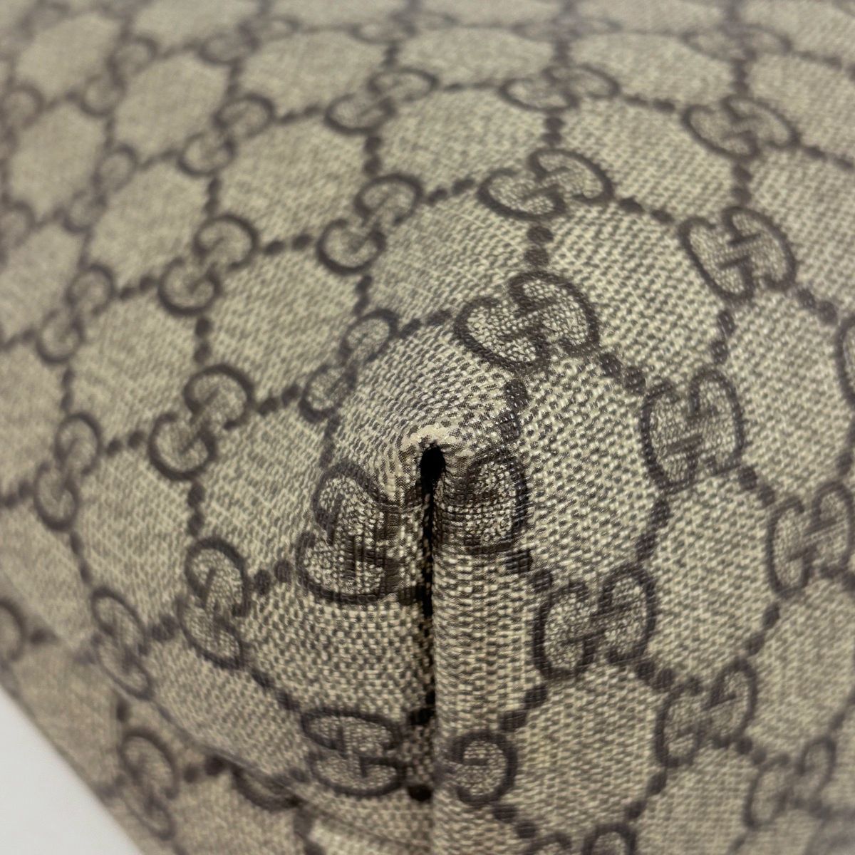 Gucci GG Pattern Tote Shoulder Bag Beige Ivory — view 3