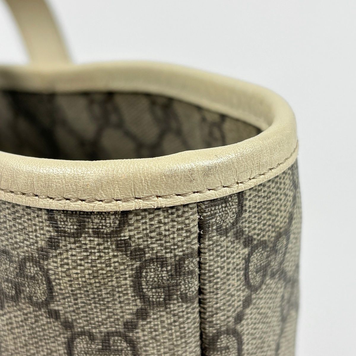 Gucci GG Pattern Tote Shoulder Bag Beige Ivory — view 4
