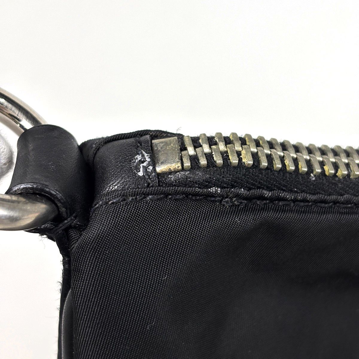 Prada Shoulder Bag Nylon Nero — view 4