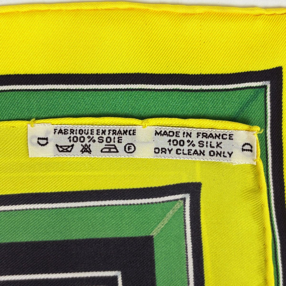 Hermes Carre 90 Couvertures Et Tenues de Jour Horsewear Scarf Silk Yellow — view 2