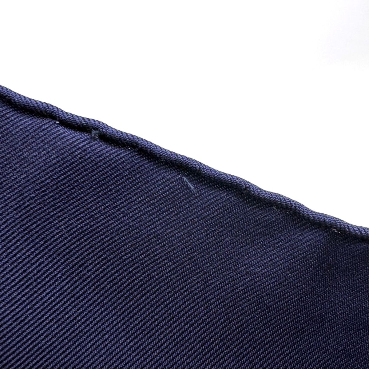 Hermes Carre 90 Cavaliers Peuls Horseman of the Poul Tribe Scarf Silk Navy — view 4