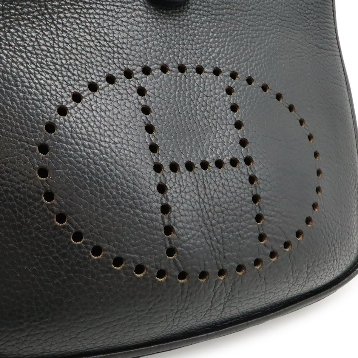 Hermes Evelyne I 1 GM Shoulder Bag Taurillon Clemence Black Silver — view 6