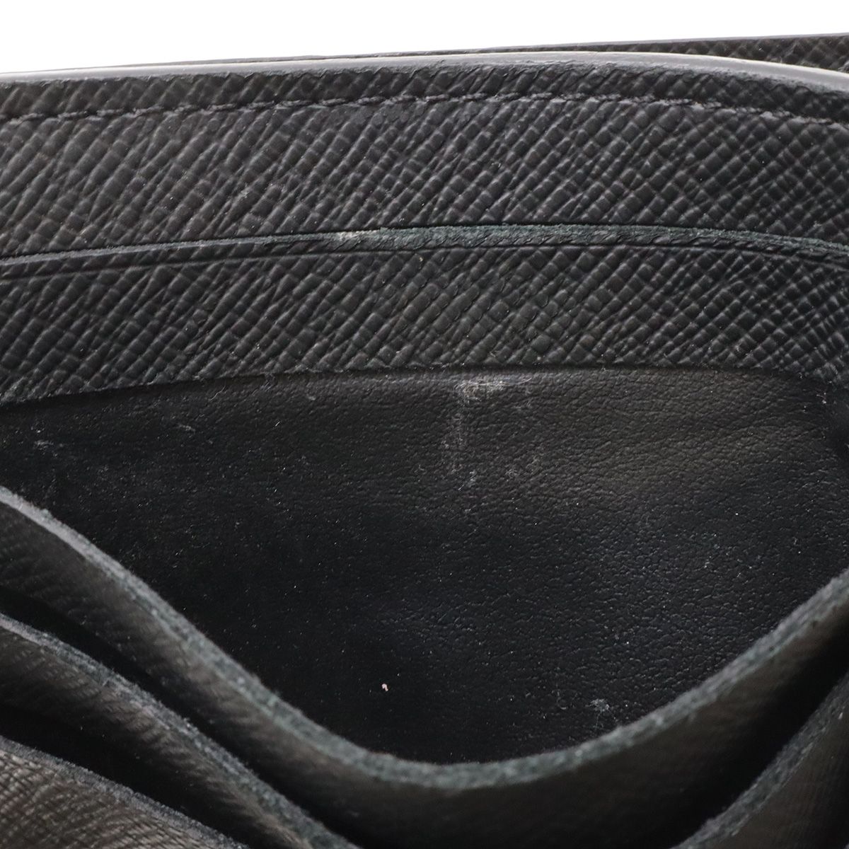 Louis Vuitton Taiga Portefeuille Marco NM Bifold Wallet Leather Noir Black — view 8