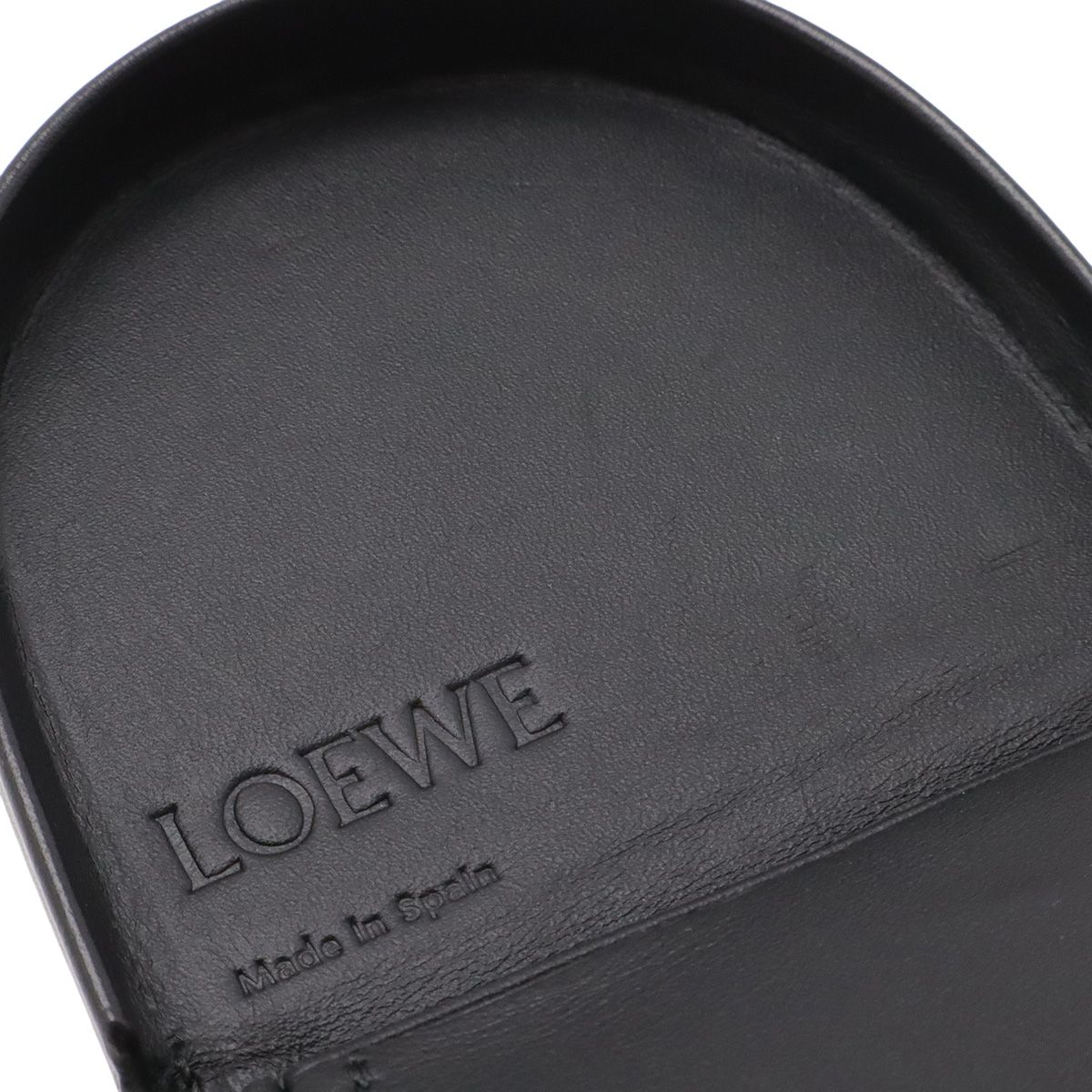 Loewe Anagram Heel Pouch Mini Shoulder Bag Pochette Calf Leather Black — view 6