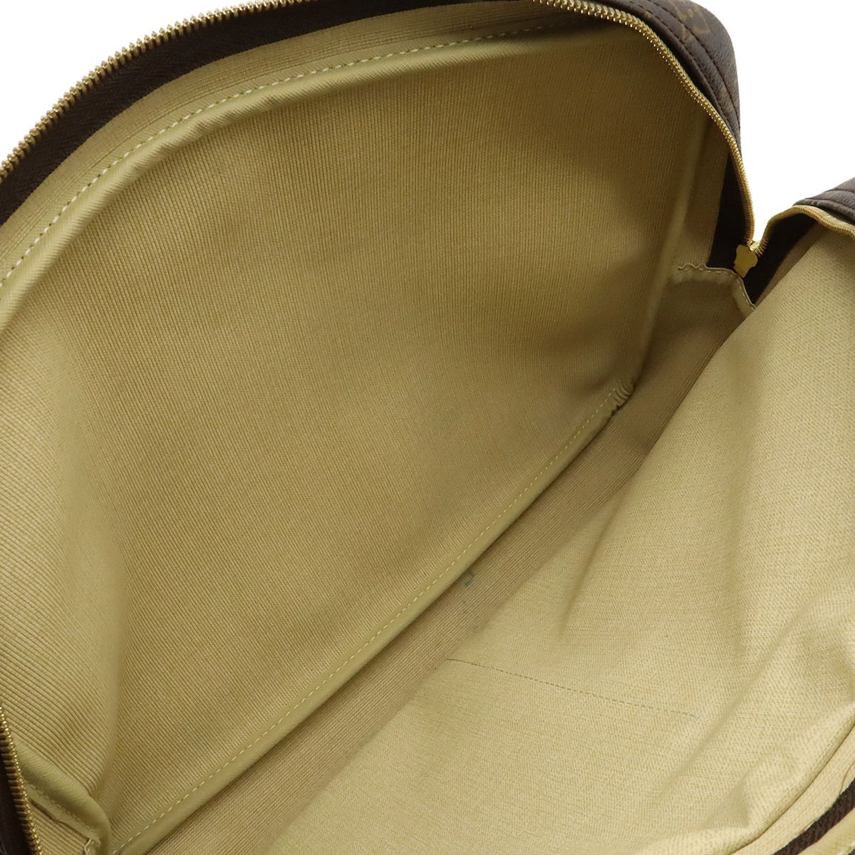 Louis Vuitton Monogram Reporter GM Shoulder Bag — view 7