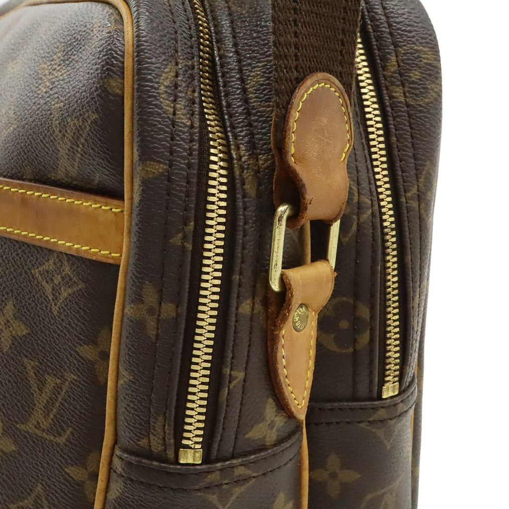 Louis Vuitton Monogram Reporter GM Shoulder Bag — view 4