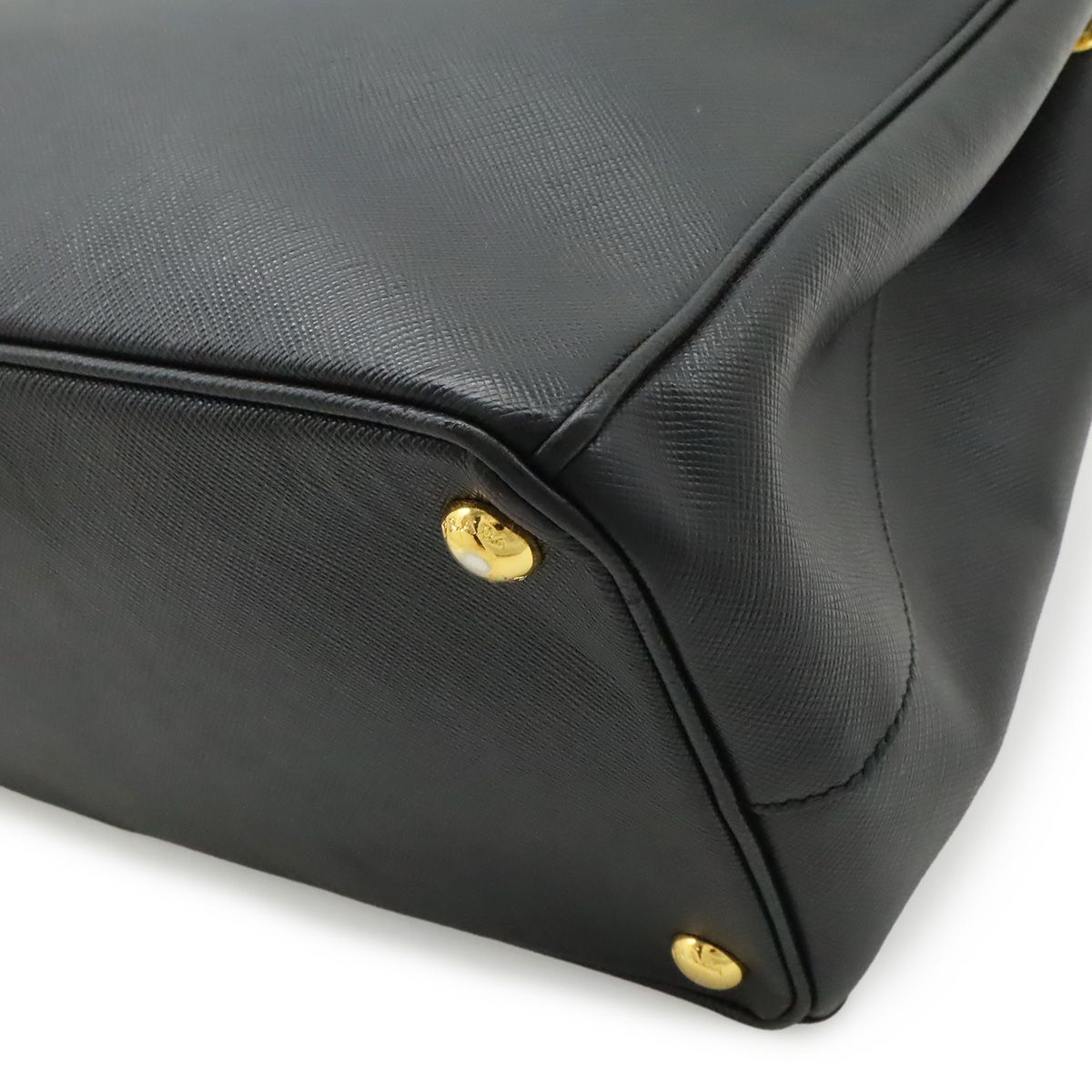 Prada Galleria Saffiano Tote Bag Leather Nero Black Gold — view 3