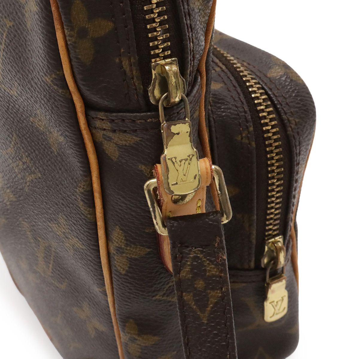Louis Vuitton Monogram Amazon Shoulder Bag Pochette — view 5