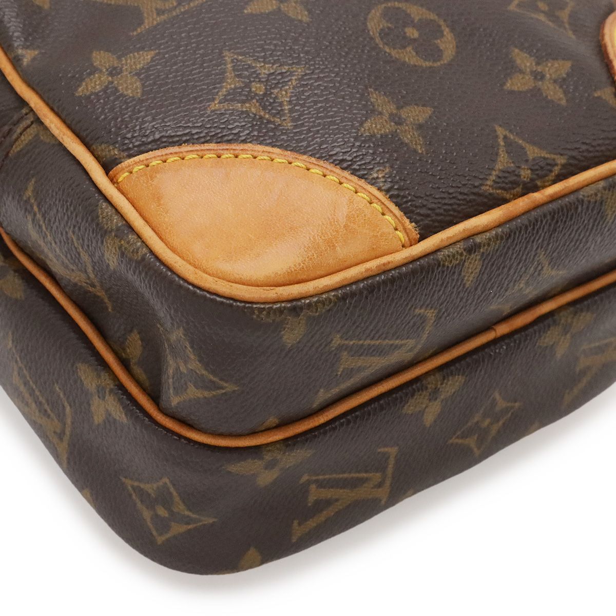 Louis Vuitton Monogram Amazon Shoulder Bag Pochette — view 3