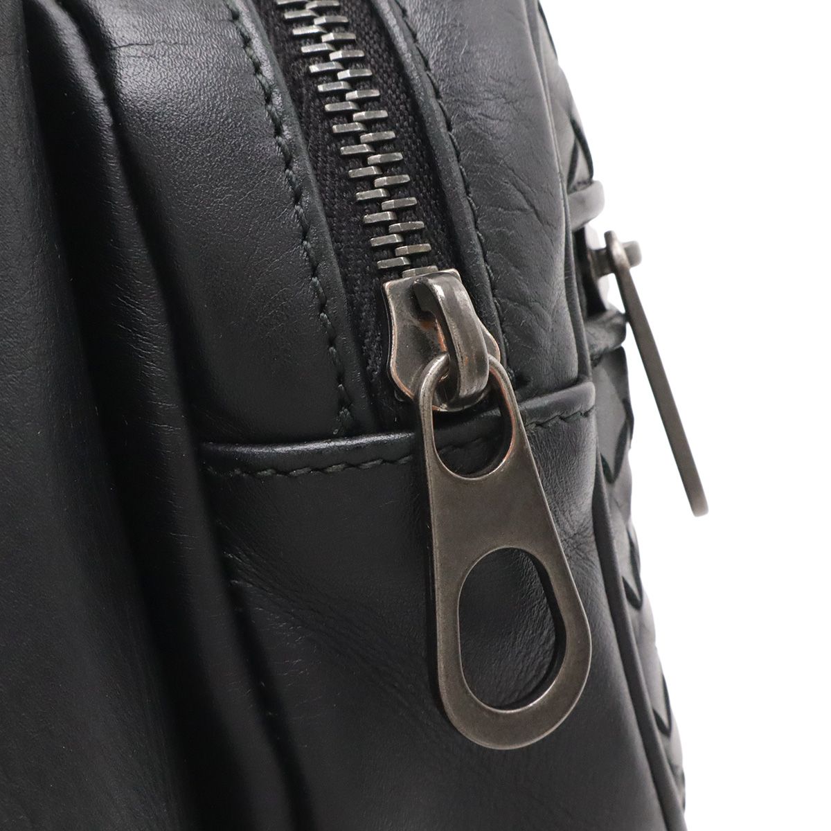 Bottega Veneta Intrecciato Belt Bag Waist Pouch Leather Black — view 4