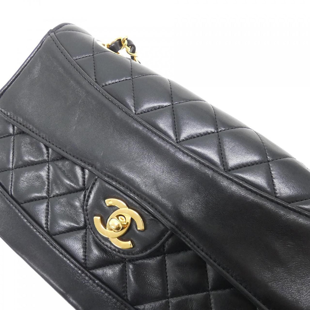 Chanel Vintage Shoulder Bag — view 5