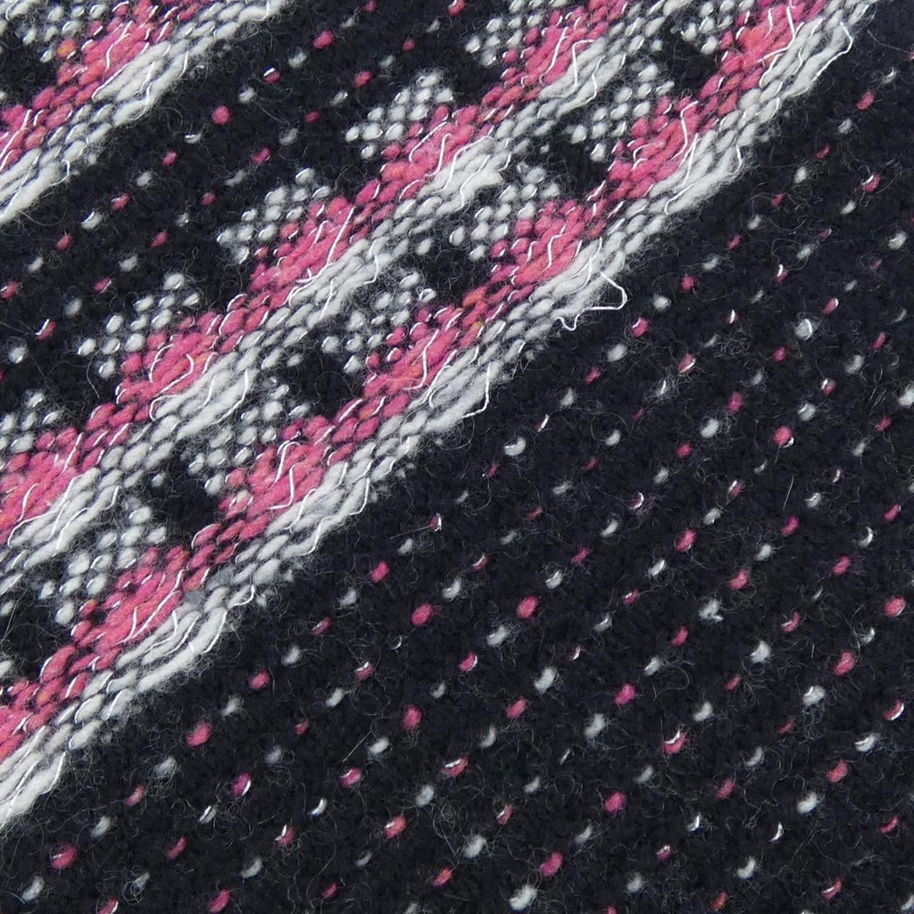 Chanel Scarf Pink — view 4