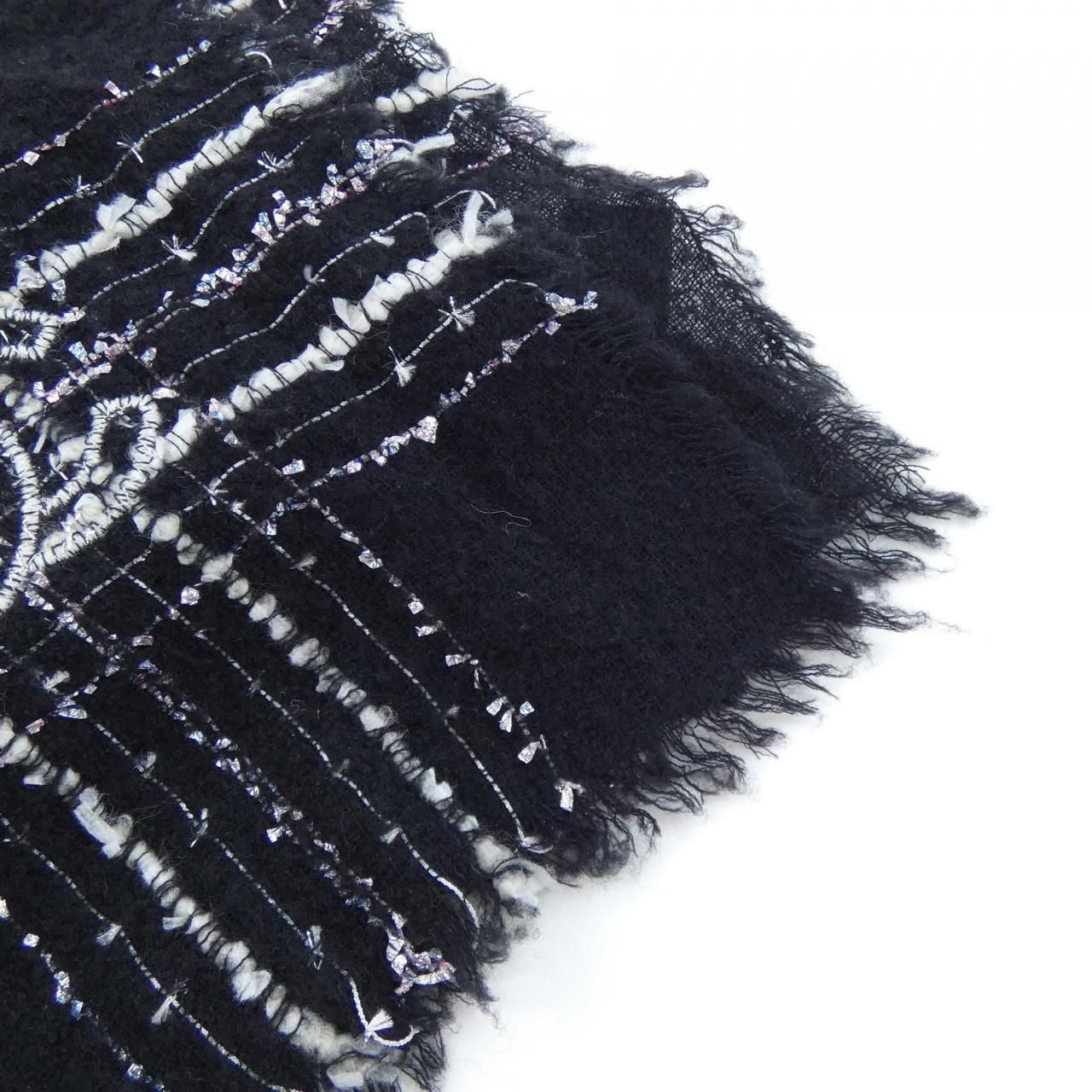Chanel Stole Scarf Black — view 2