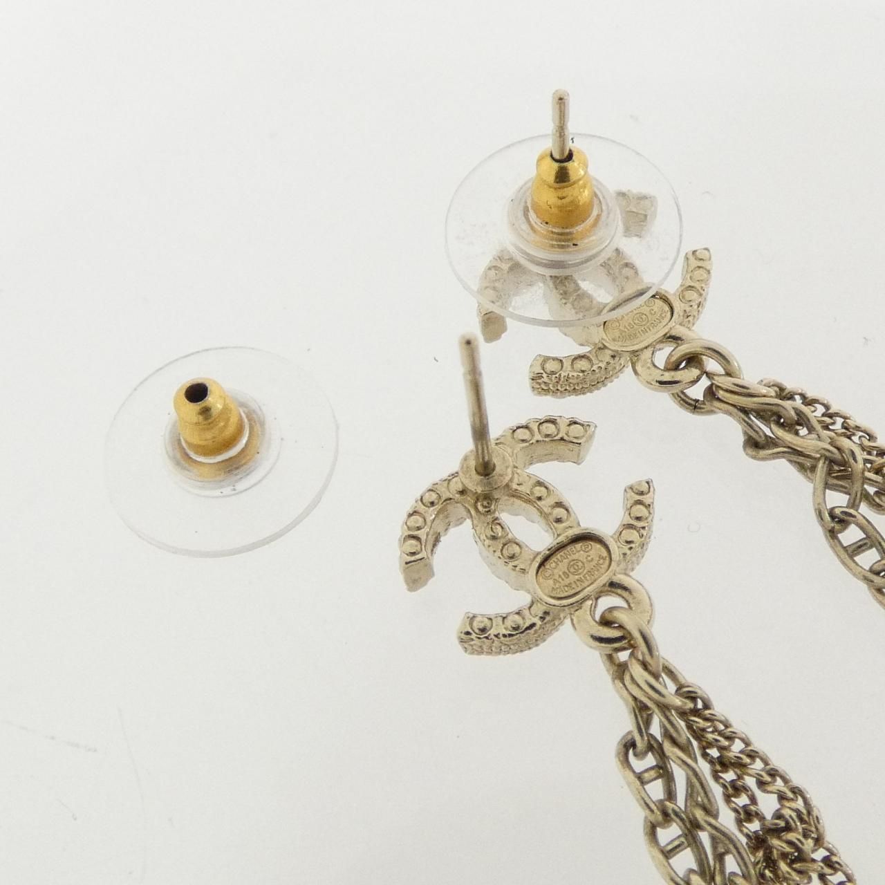 Chanel Earrings Gold — view 5