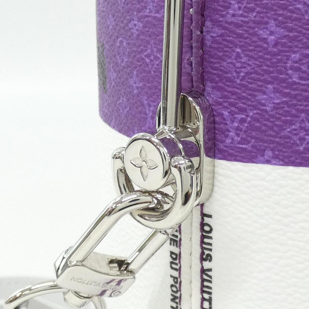 Louis Vuitton LV Paint Can — view 4