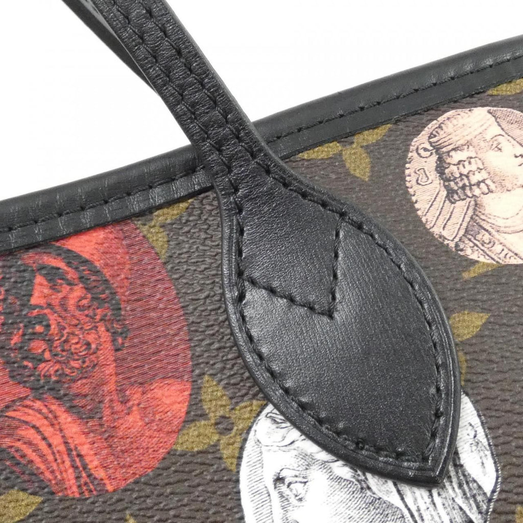 Louis Vuitton Monogram Neverfull MM — view 3