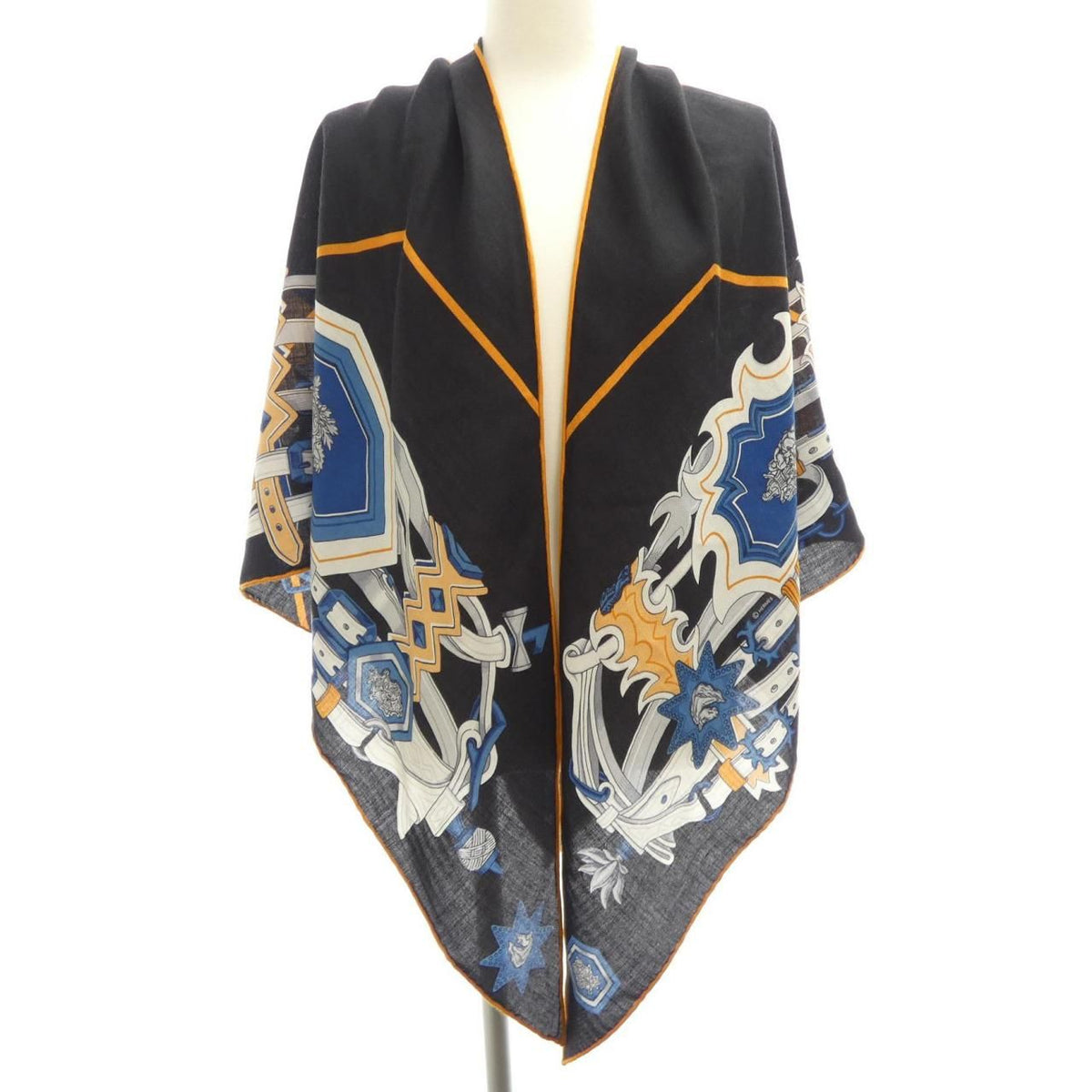 Hermes Brides Et Destin Triangle Jean Shawl Scarf
