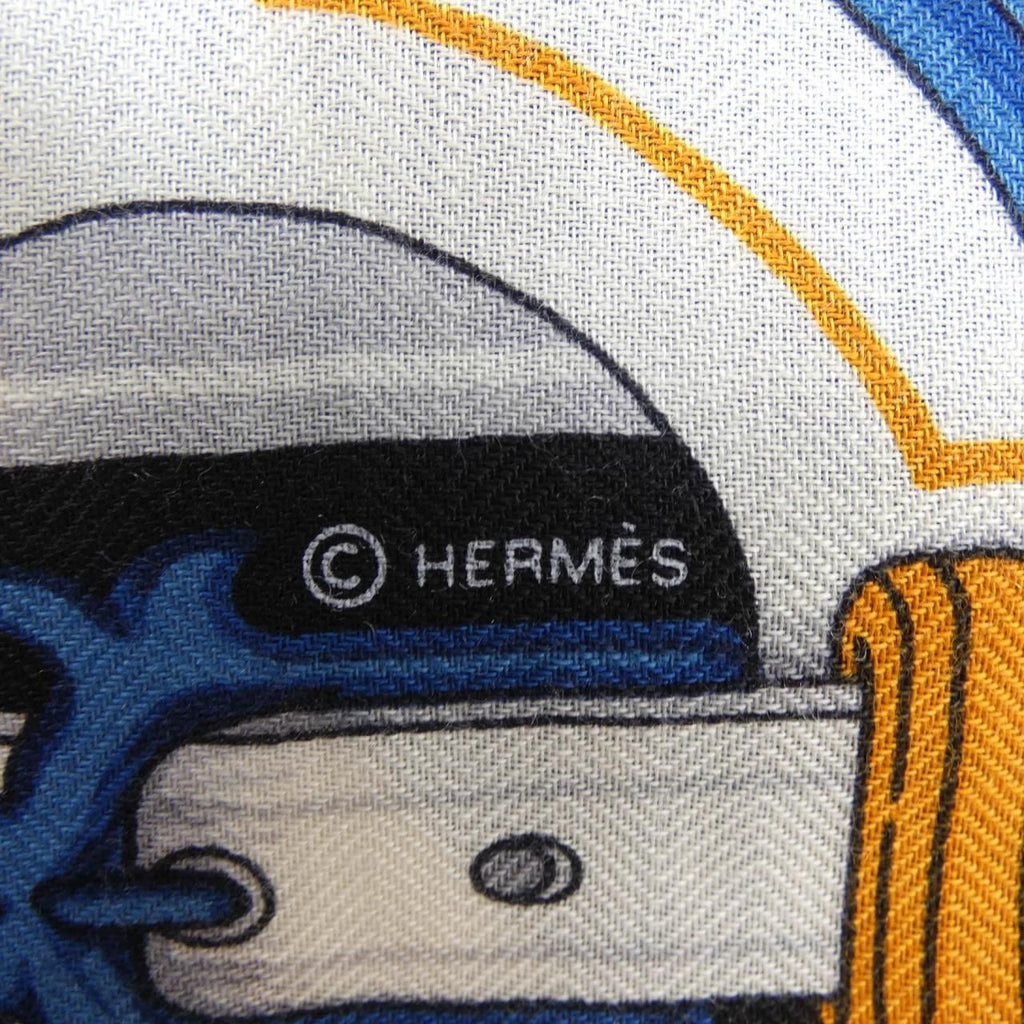 Hermes Brides Et Destin Triangle Jean Shawl Scarf — view 5